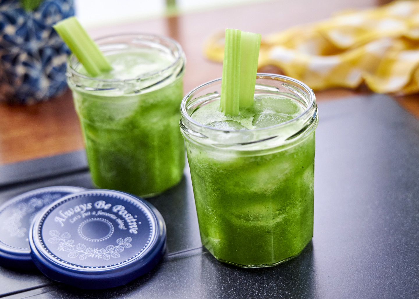 Smoothie Ρόκα με Σέλερι, Ginger & Δυόσμο